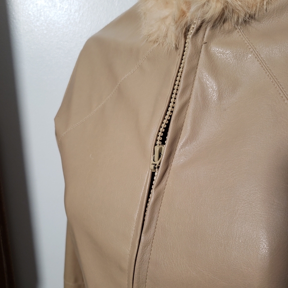 Faux Leather Moto Jacket /w Faux Fur trim - Picture 3 of 4
